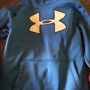 Men’s under Armor sweathshirt hoodie